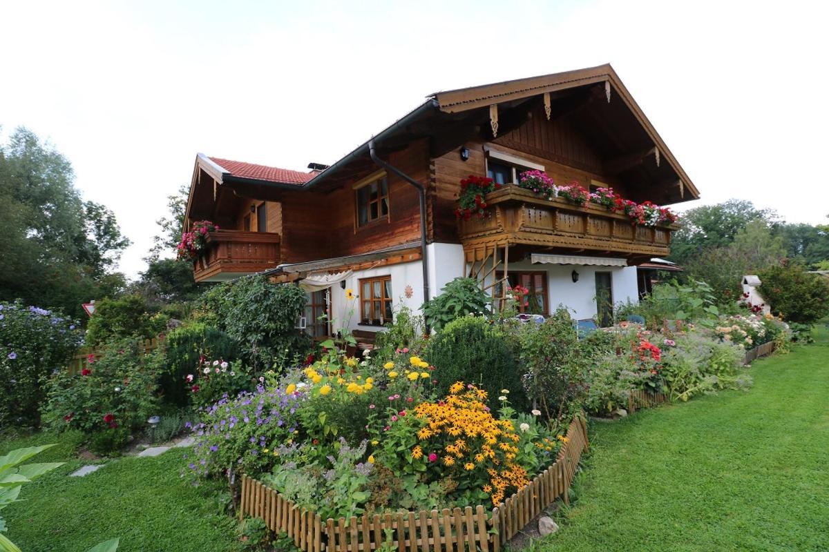 Appartement Haus Blumenfeld-Schwaiger à Übersee Extérieur photo